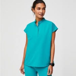NWT Figs Teal Rafaela Top size Medium